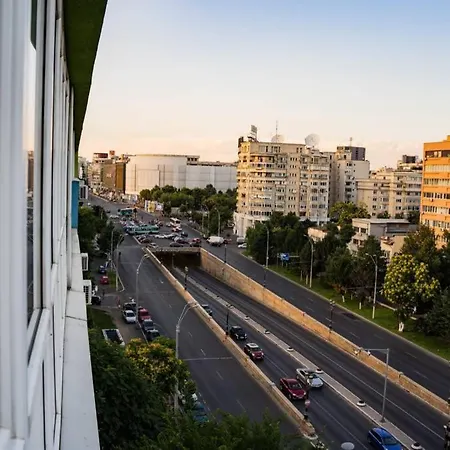 Modern 1 Bedroom In Center! * Bucharest